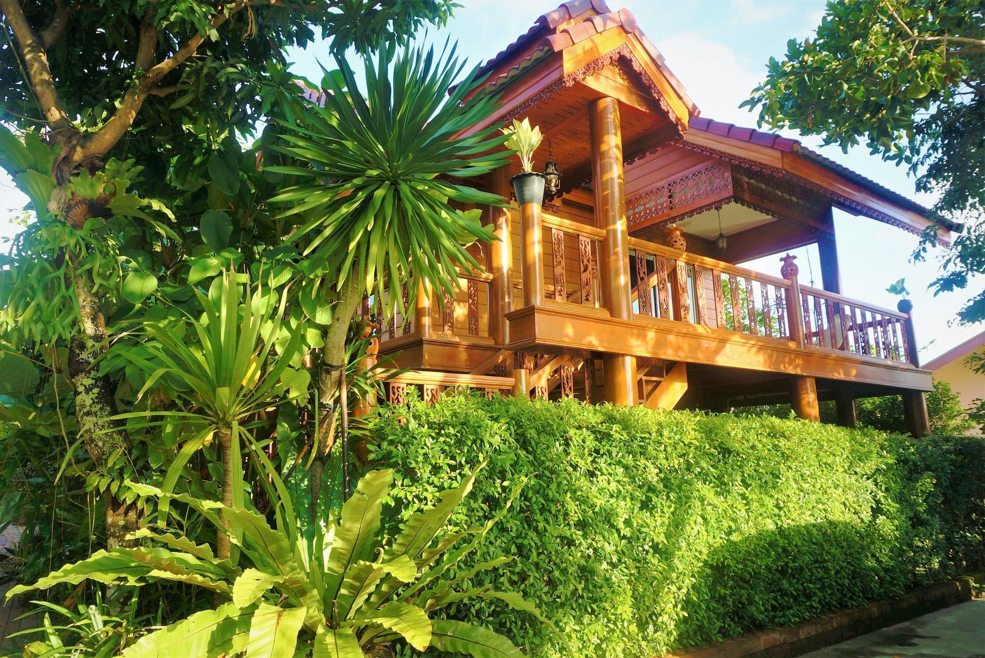 Ruen Tai Boutique Phuket Exterior foto
